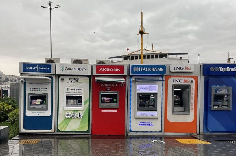 이스탄불 수수료 무료 ATM, 지라트 ATM
